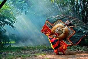 5 Fakta Gila Tari Tradisional Indonesia yang Bikin Bule Melongo!