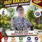 Seorang guru sedang membayangkan pembelajaran dengan memakai mikroskop 