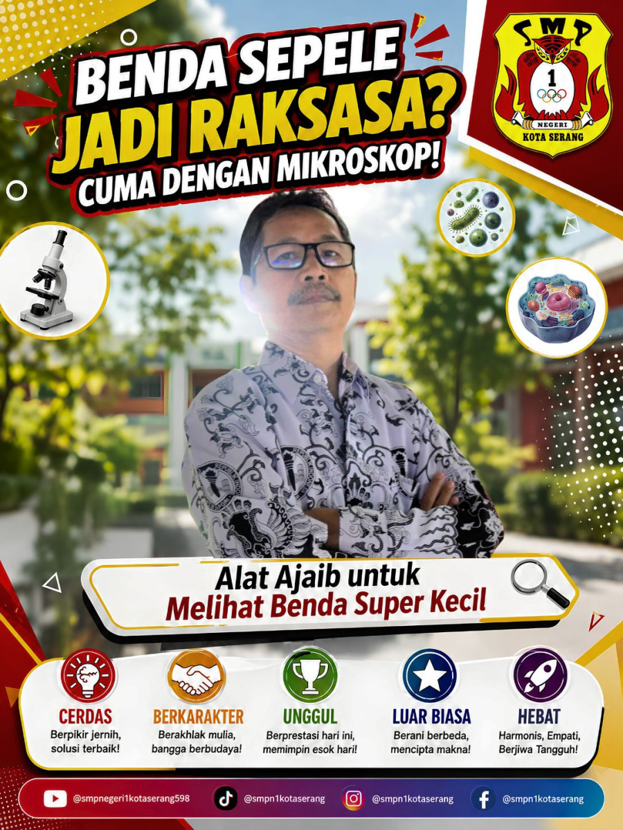 Seorang guru sedang membayangkan pembelajaran dengan memakai mikroskop 