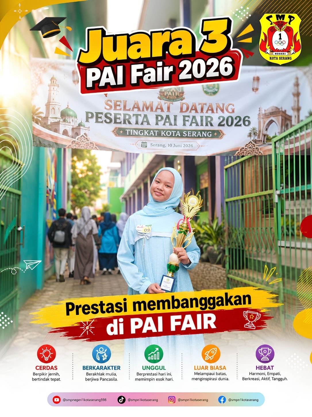 Ratu Siti Ali Nurkhanza Finajmi menunjukkan piala Juara 3 Lomba Pidato PAI Fair 2026 Tingkat Kota Serang usai kompetisi yang berlangsung pada 10 Juni 2026.